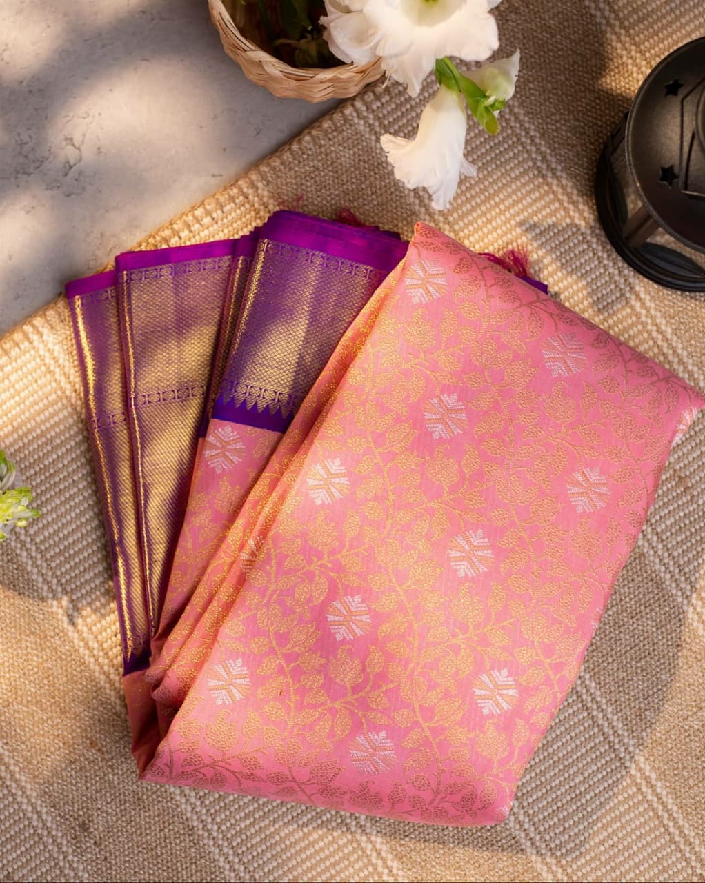 Surreptitious Pink Soft Banarasi Silk Saree With Pretty Blouse Piece