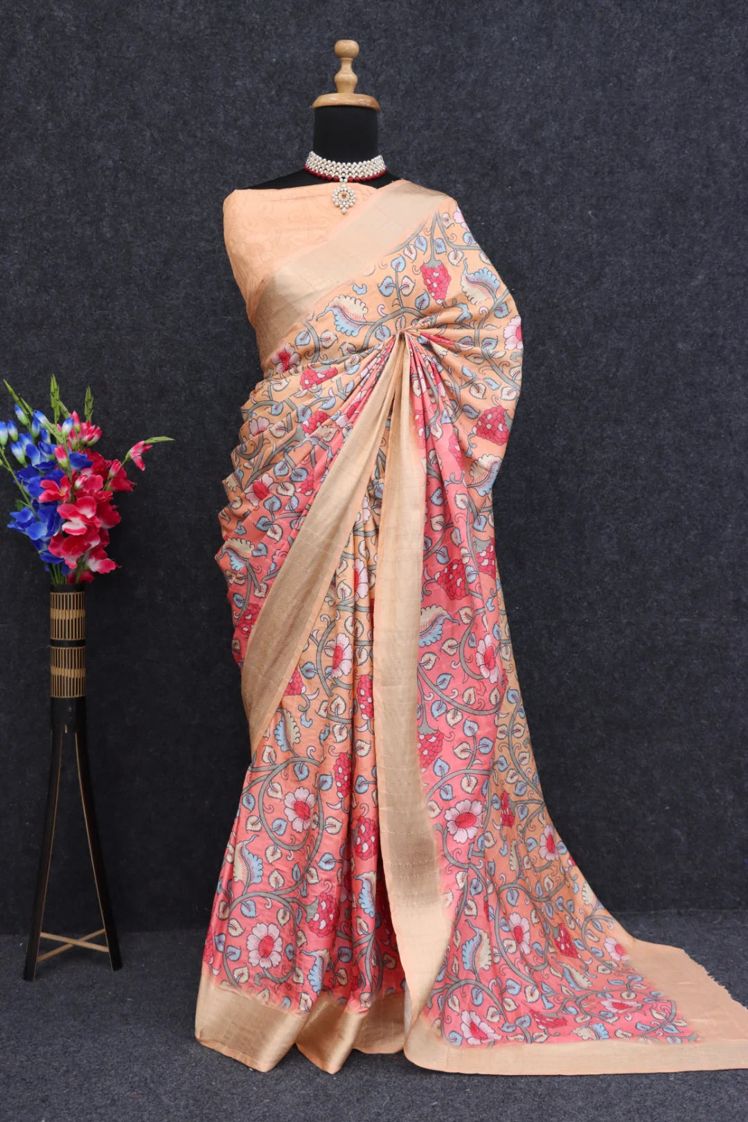 Pink Dola Silk Digitally Printed Saree Weaved With Attractive Lace Comes With Tassels