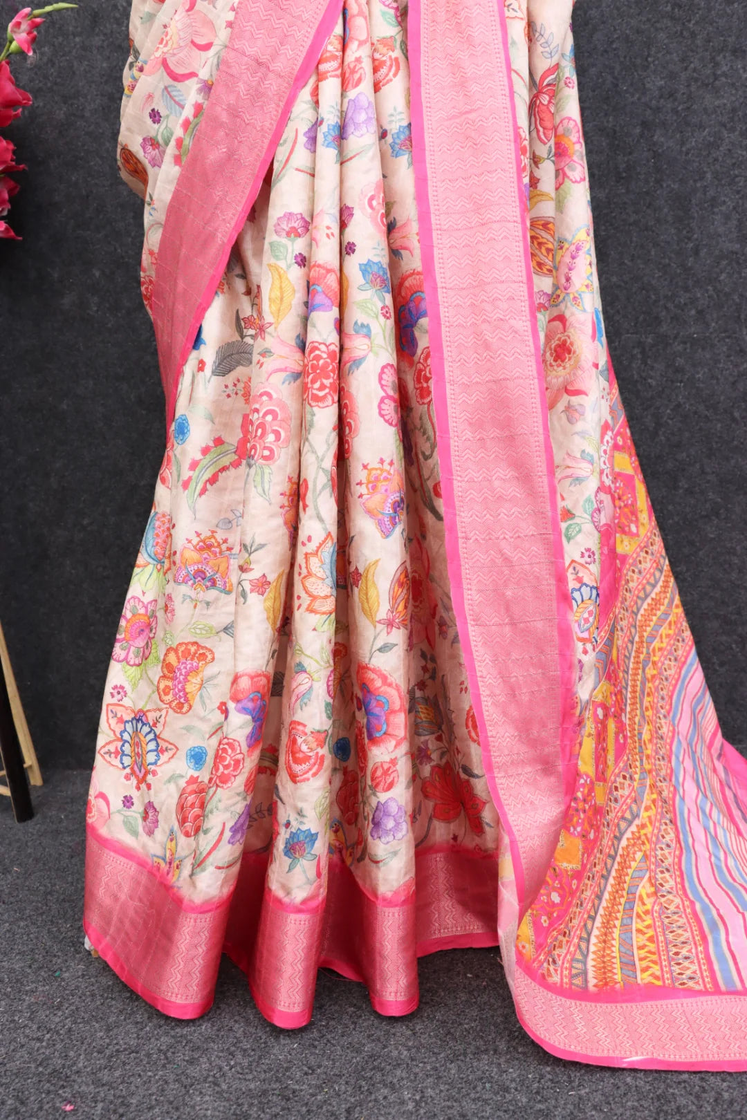 Floral light Pink Printed Saree