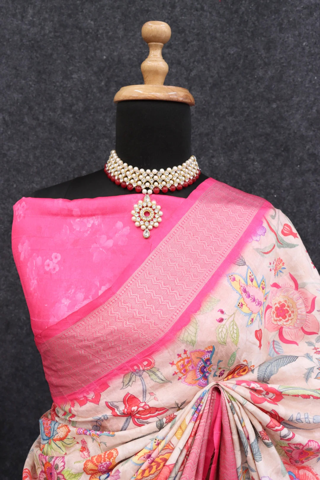 Floral light Pink Printed Saree