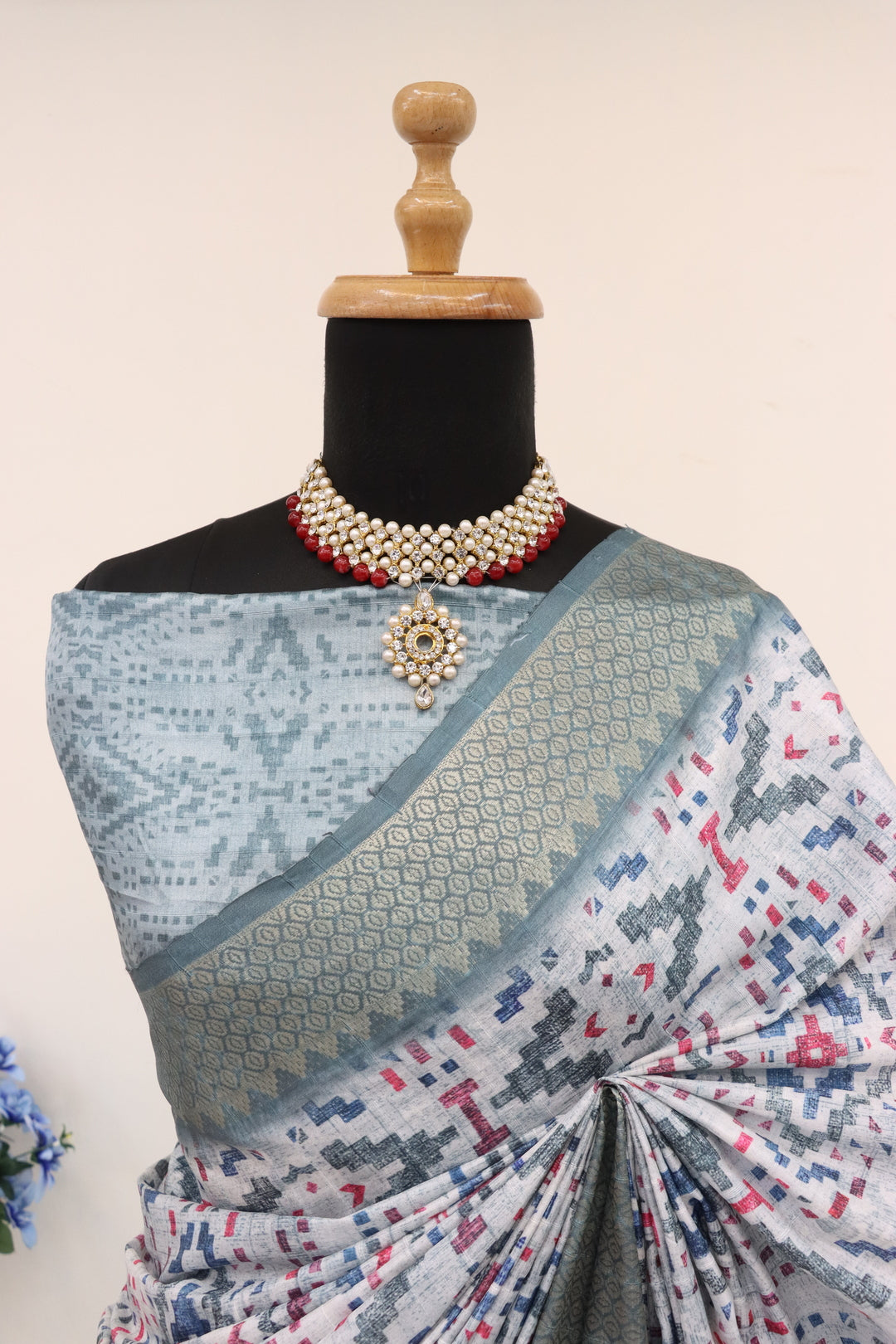 Grey Dola Silk Digitally Printed Saree Weaved With Attractive Lace Comes With Tassels