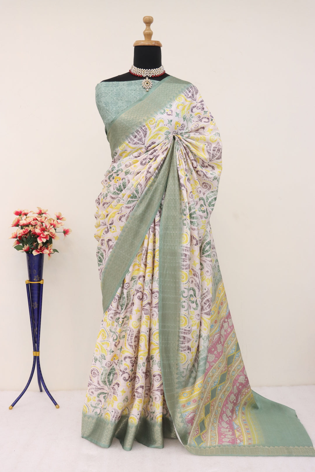 Designer Floral Off White Printed Saree