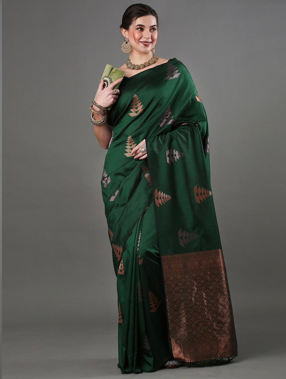 Supernal Green Soft Silk Saree With Incomparable Blouse Piece