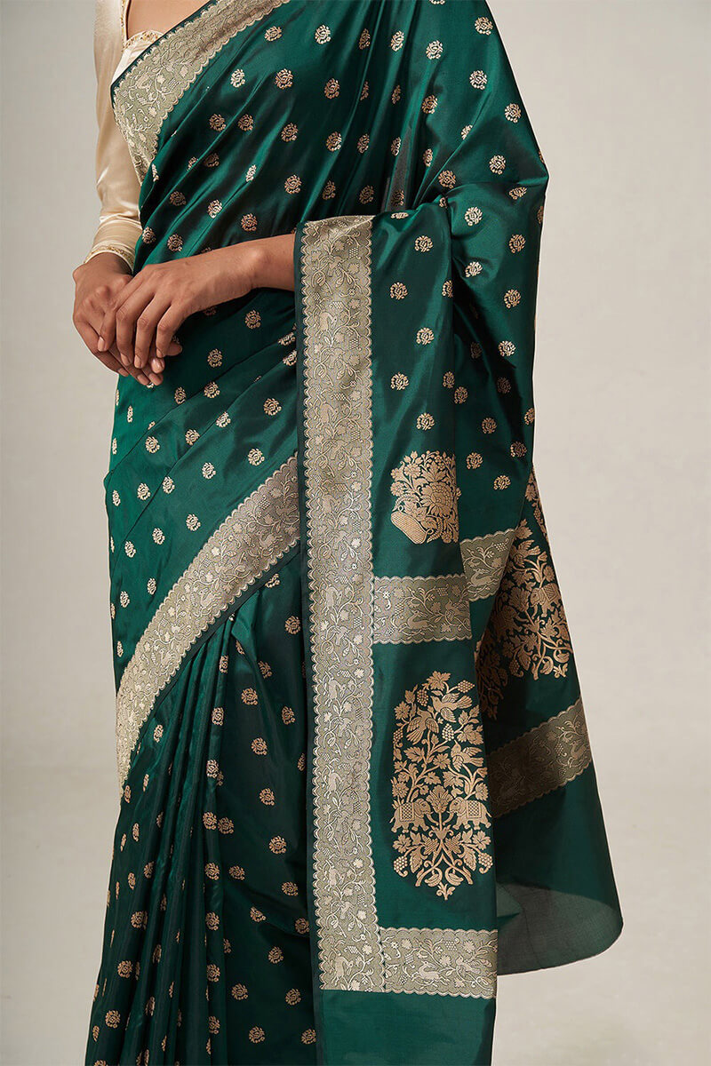 Splendorous Rama Soft Silk Saree With Radiant Blouse Pieced