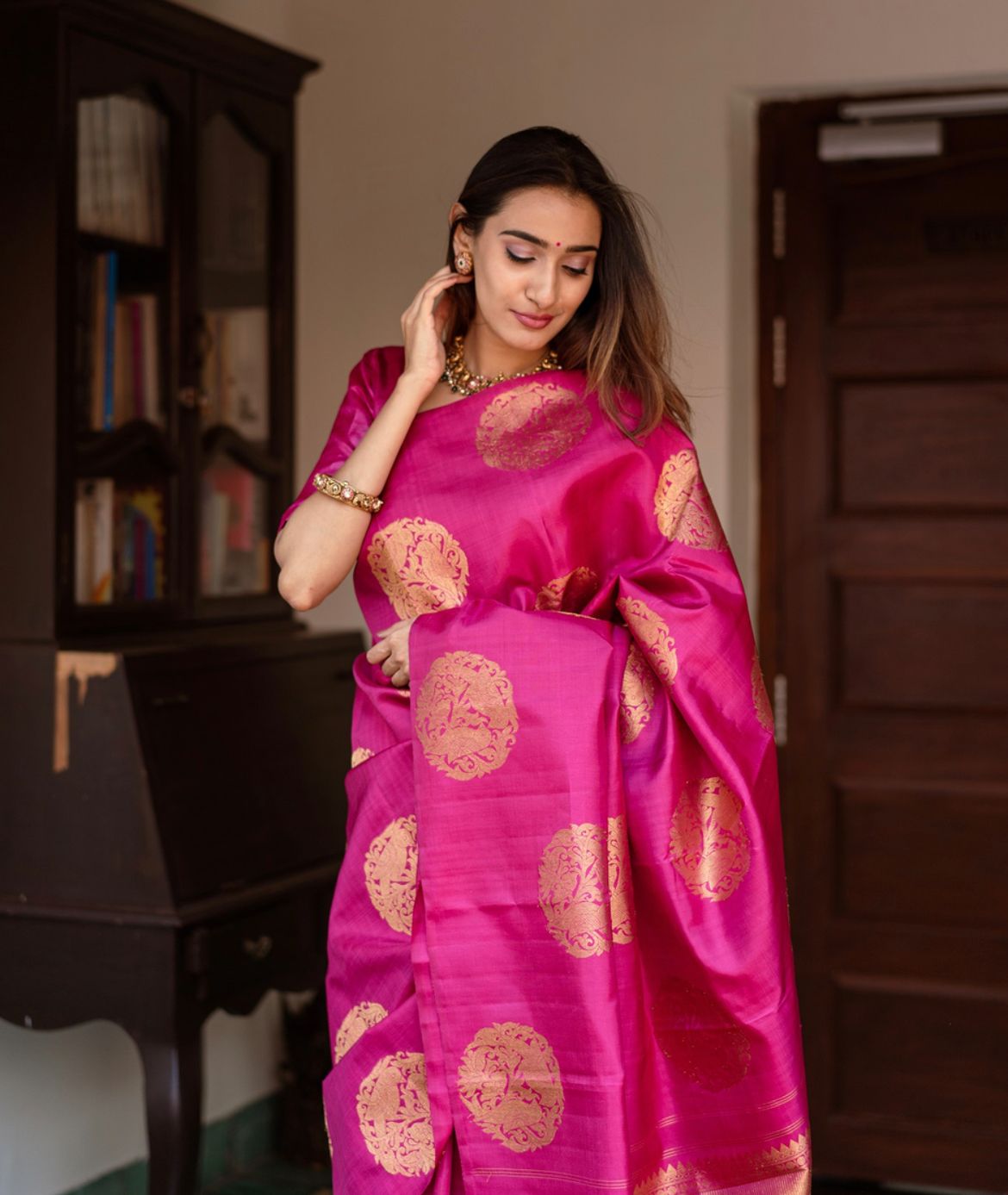 Transcendent Dark Pink Soft Silk Saree With Supernal Blouse Piece