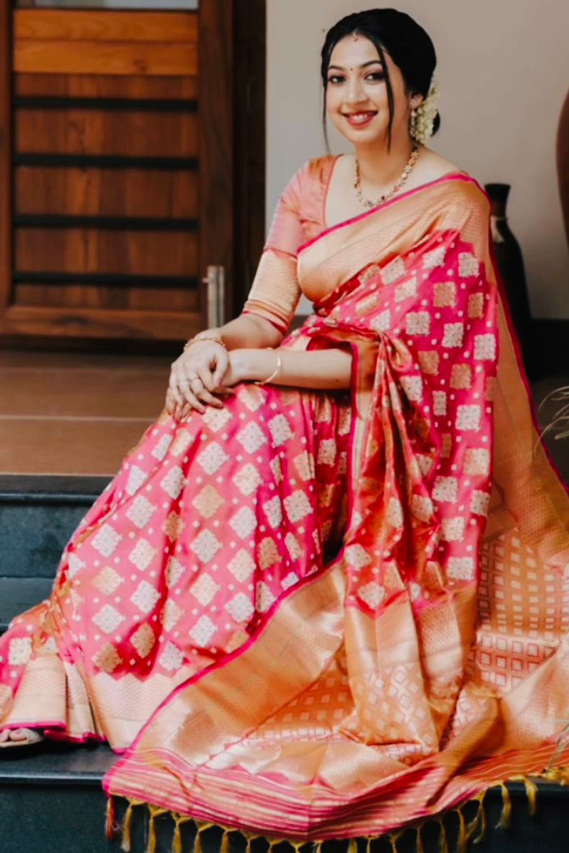 Trendy Red Soft Silk Saree With Phenomenal Blouse Piece