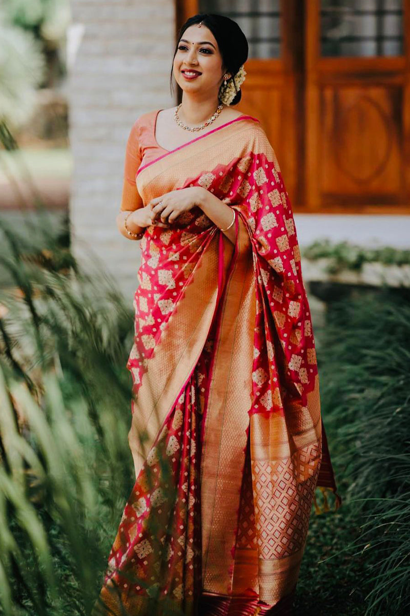 Trendy Red Soft Silk Saree With Phenomenal Blouse Piece