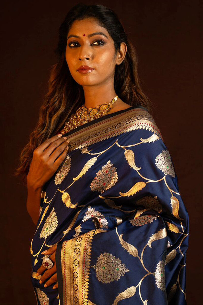 Refreshing Blue Soft Silk Saree With Twirling Blouse Piece