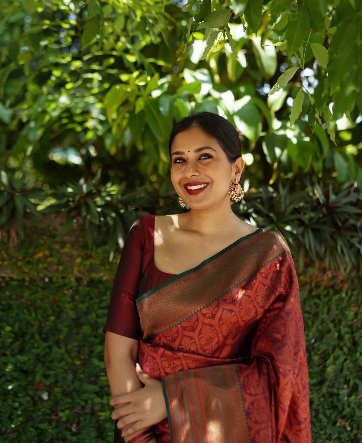 Serendipity Maroon Soft Silk Saree With Devastating Blouse Piece