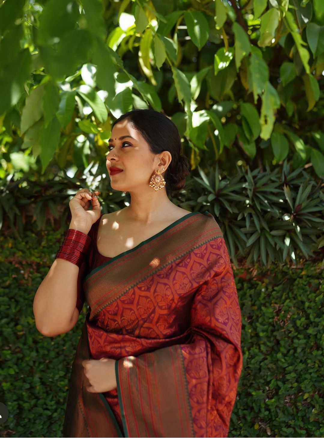 Serendipity Maroon Soft Silk Saree With Devastating Blouse Piece