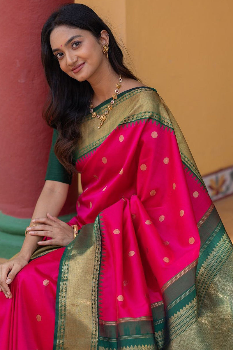 Unique Dark Pink Soft Silk Saree With Beautiful Blouse Piece