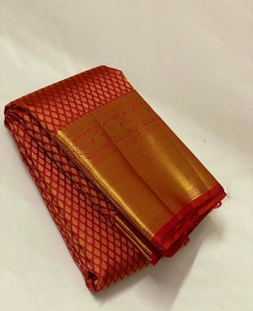 Lagniappe Red Kanjivaram Silk Saree with Magnetic Blouse Piece