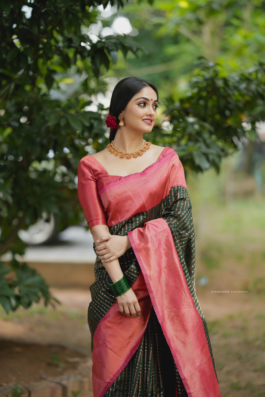 Stylish Green Soft Silk Saree With Impressive Blouse Piece