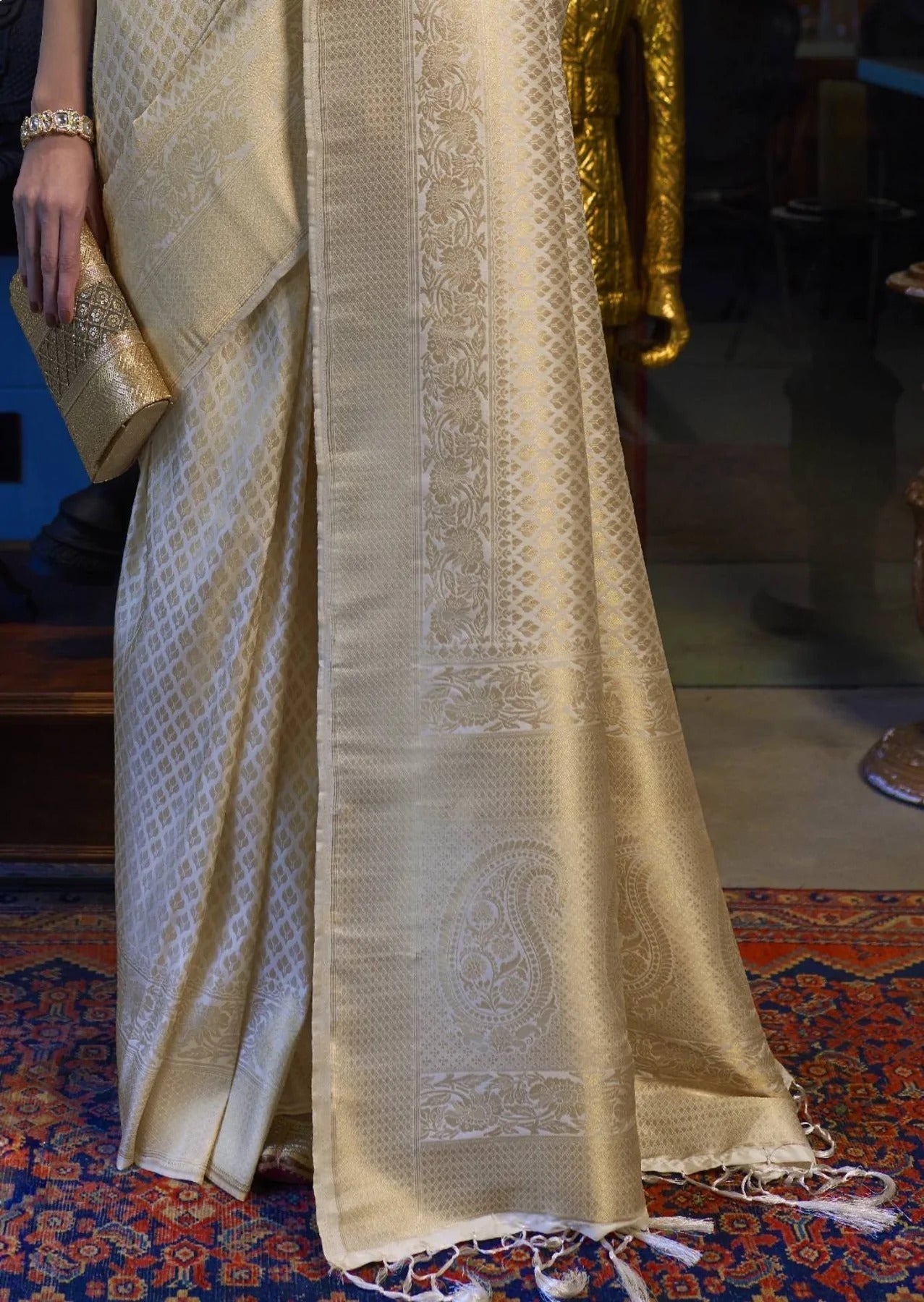 Demesne Beige Kanjivaram Silk Saree With Demure Blouse Piece