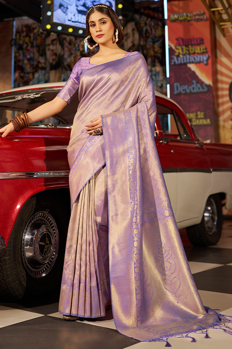 Mesmeric Lavender Kanjivaram Silk Saree With Breathtaking Blouse Piece