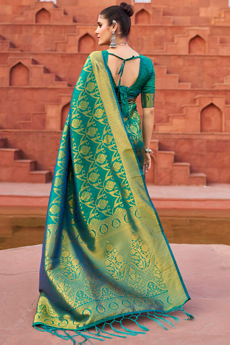 Incomparable Rama Soft Banarasi Silk Saree With Supernal Blouse Piece