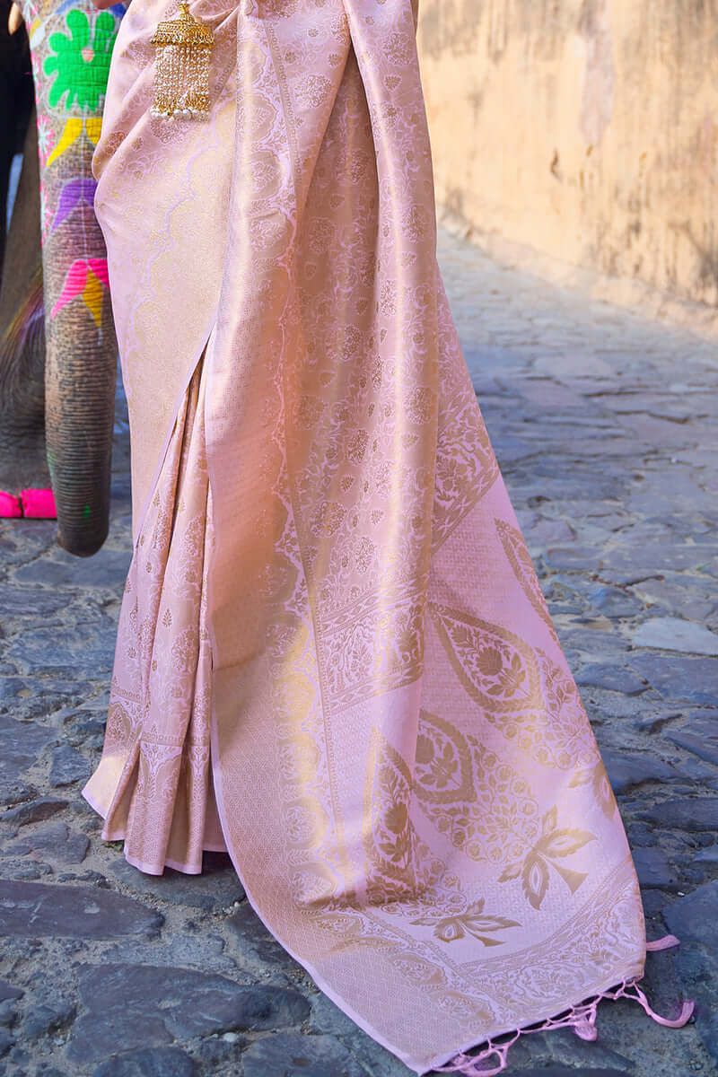 Prominent Baby Pink Kanjivaram Silk Saree with Entrancing Blouse Piece