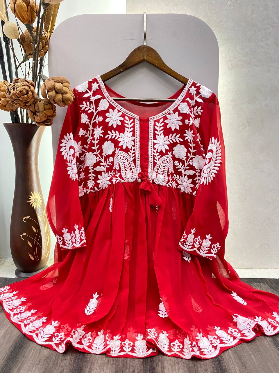 Chikankari - red