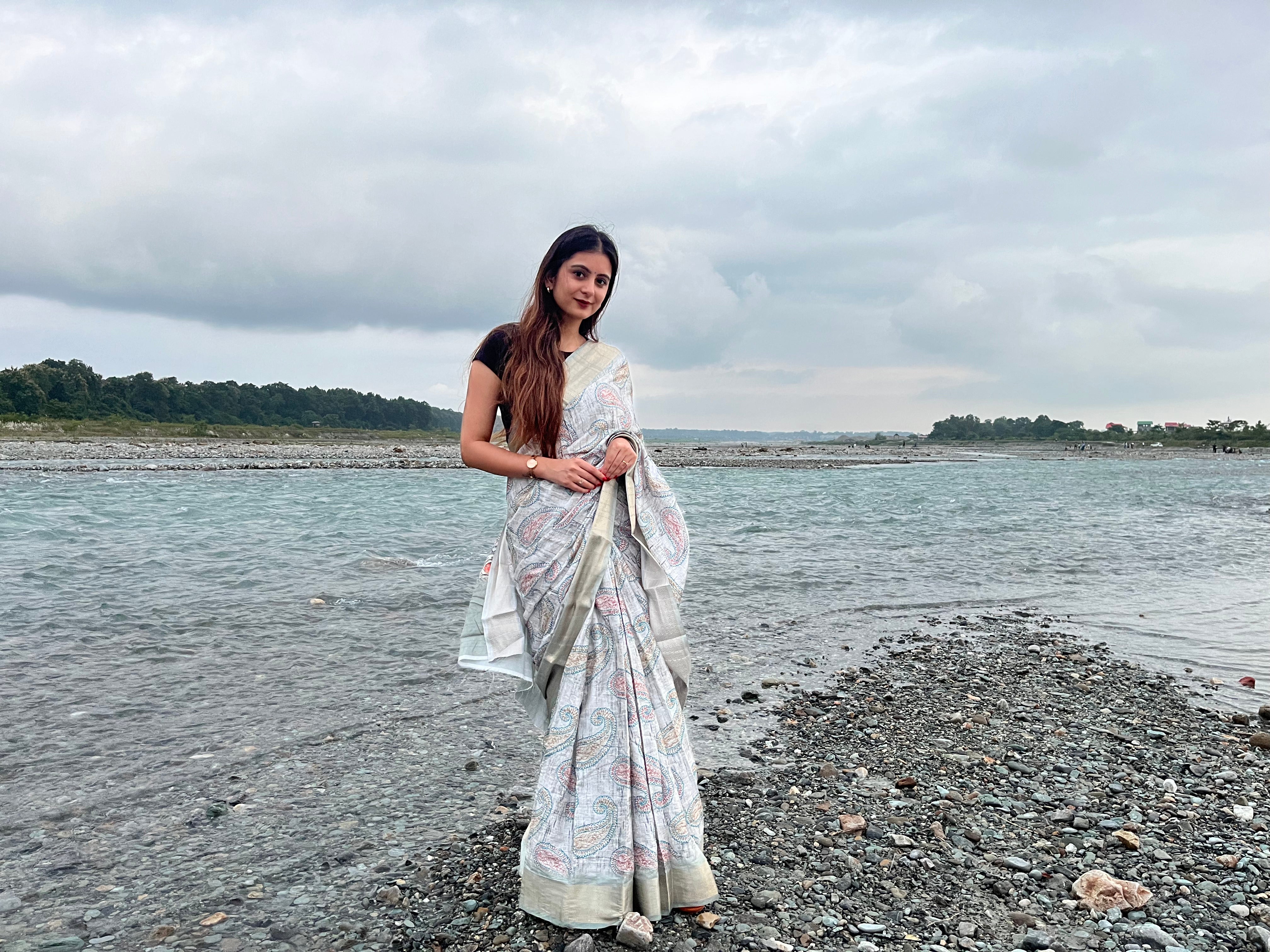 Grey Colour Silk Saree