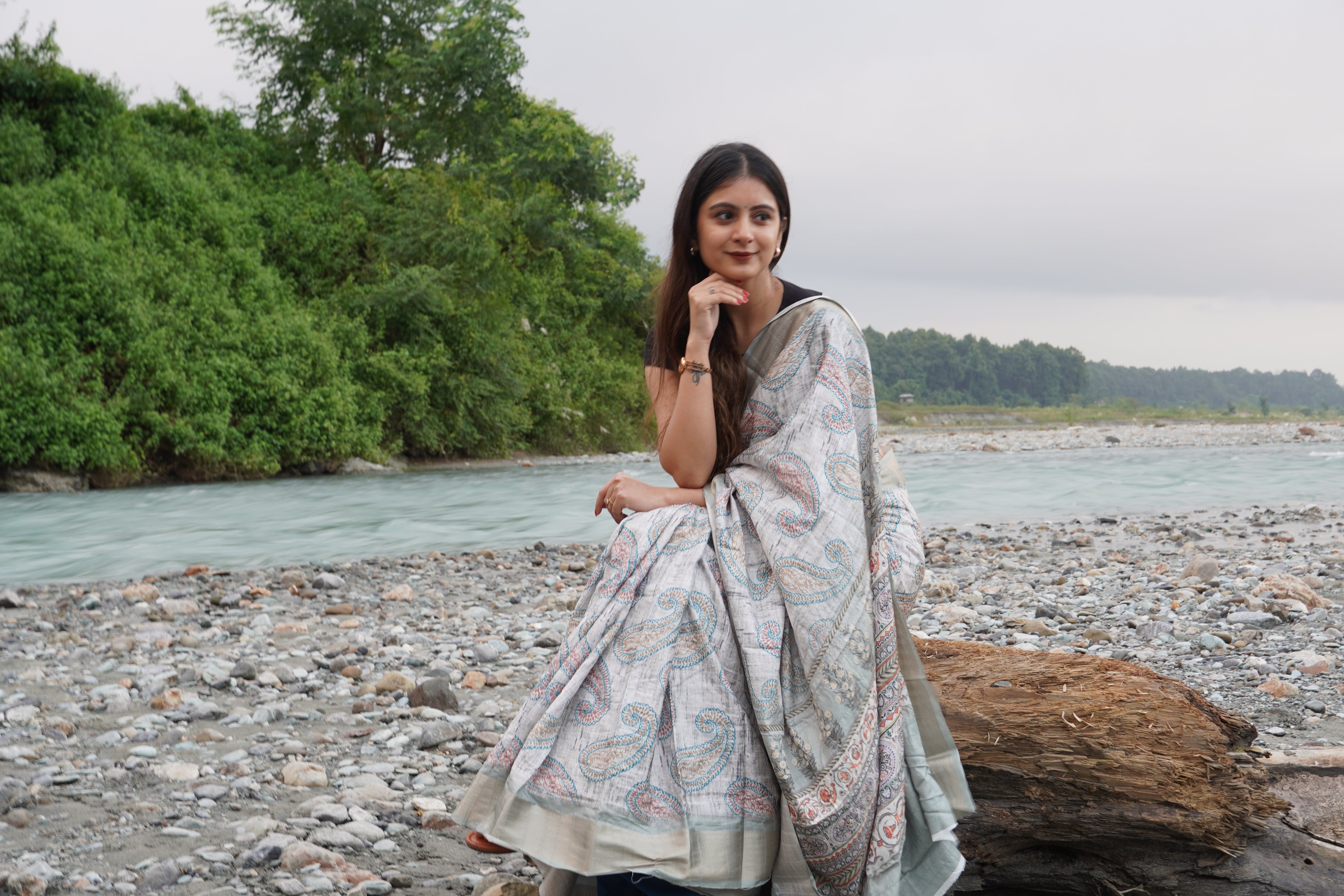 Grey Colour Silk Saree