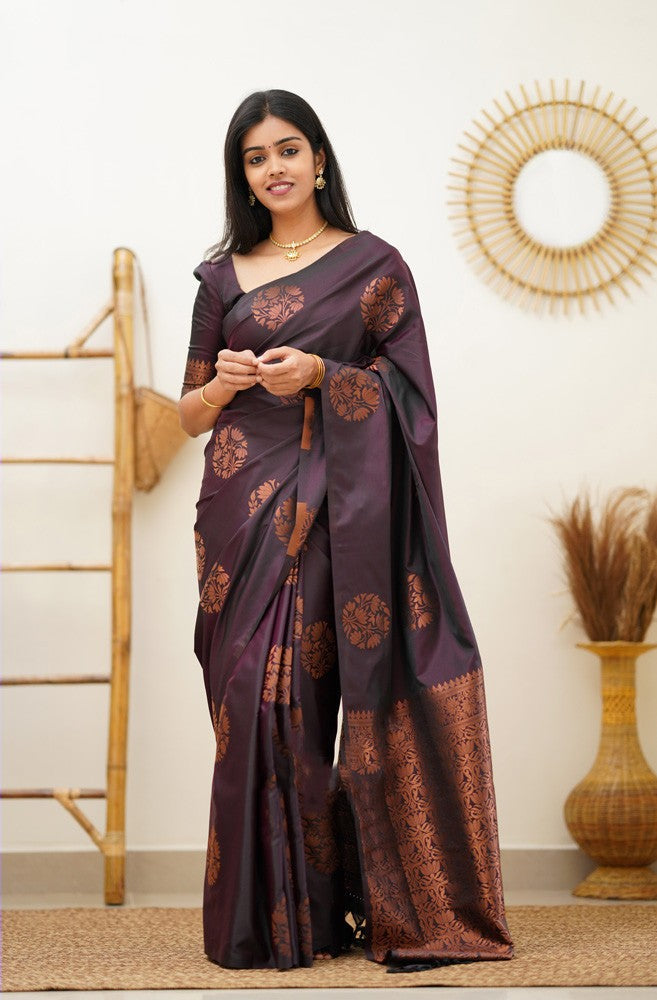 Unequalled Purple Soft Silk Saree With Scrumptious Blouse Piece