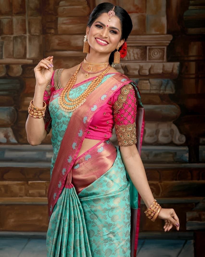 Preferable Sky Soft Silk Saree With Fancifull Blouse Piece