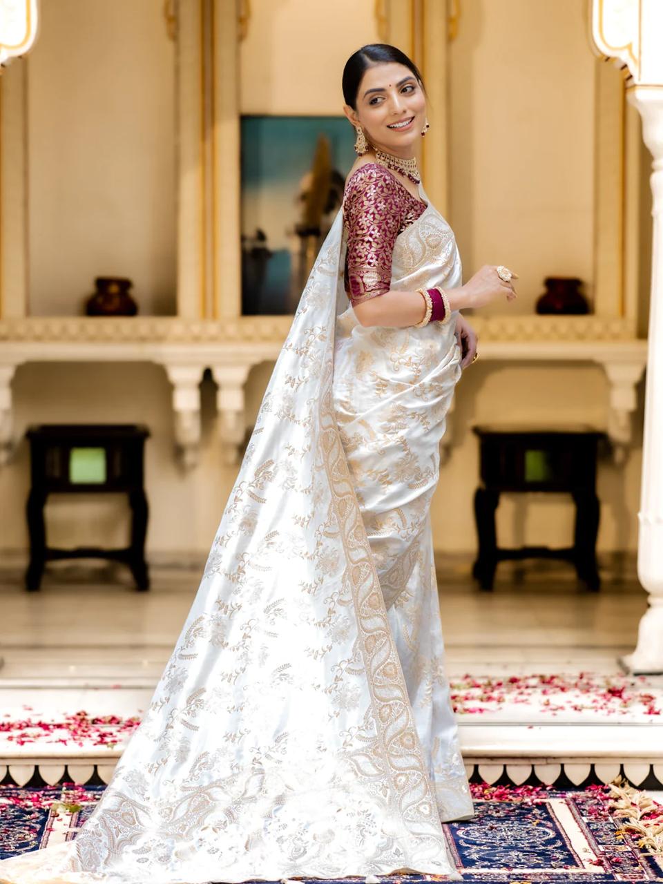 Snappy Off White Soft Silk Saree With Transcendent Blouse Piece