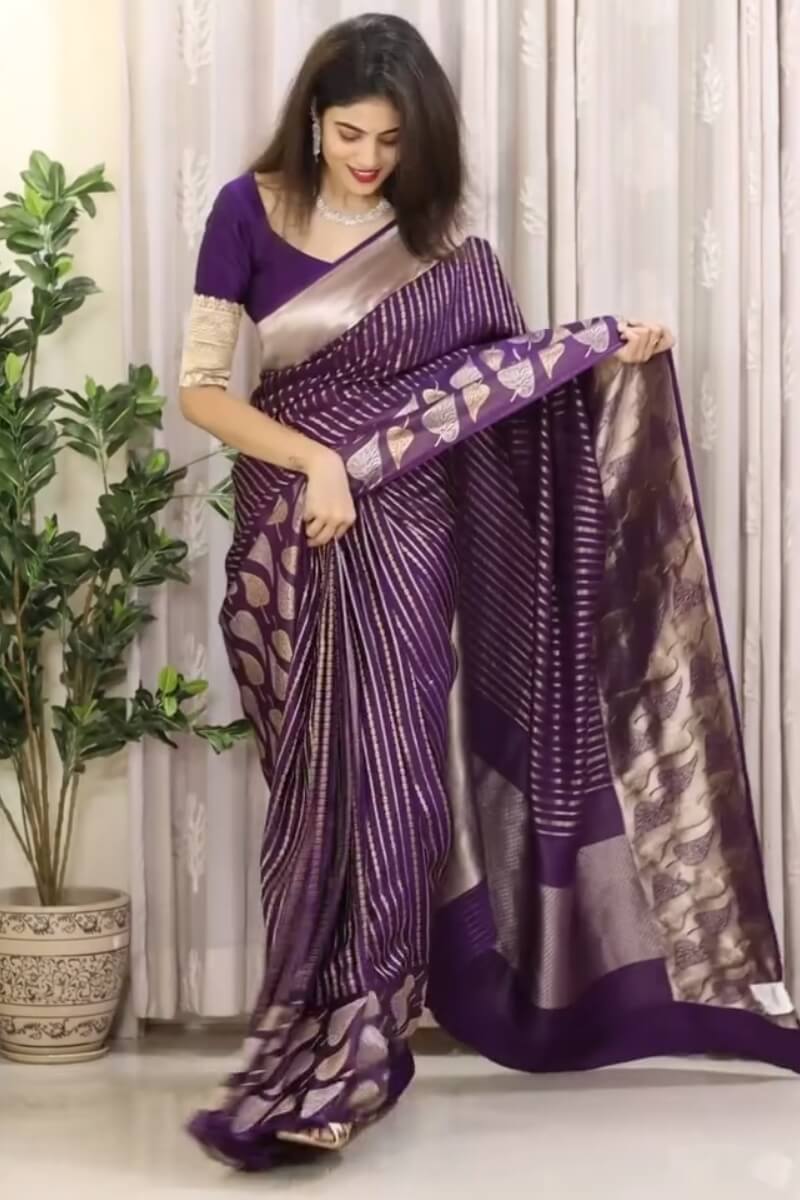 Sempiternal Purple Soft Silk Saree With Lassitude Blouse Piece