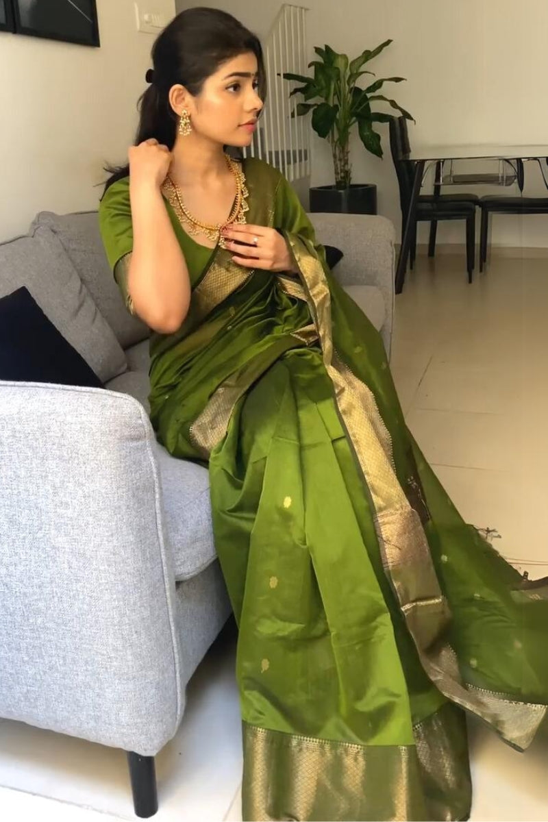 Seraglio Green Cotton Silk Saree With Magnificat Blouse Piece