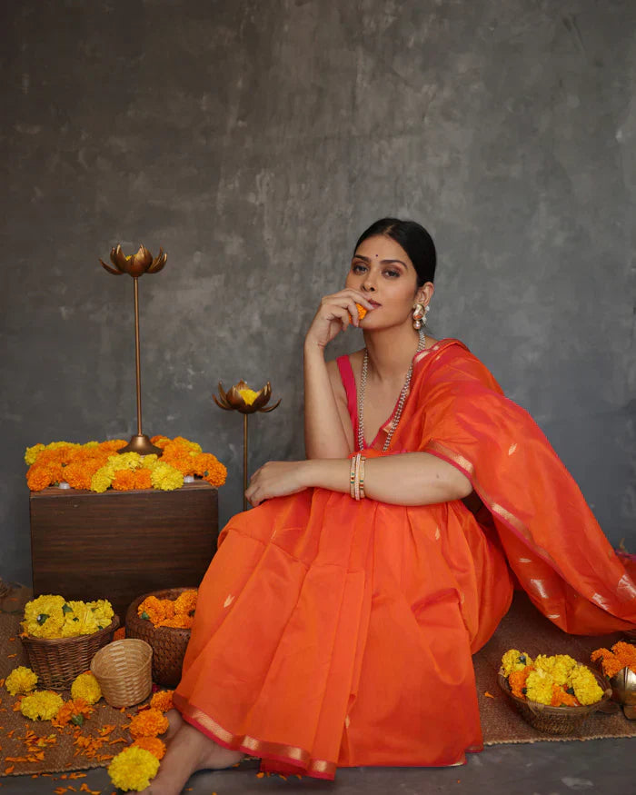 Susurrous Orange Cotton Silk Saree With Enthralling Blouse Piece