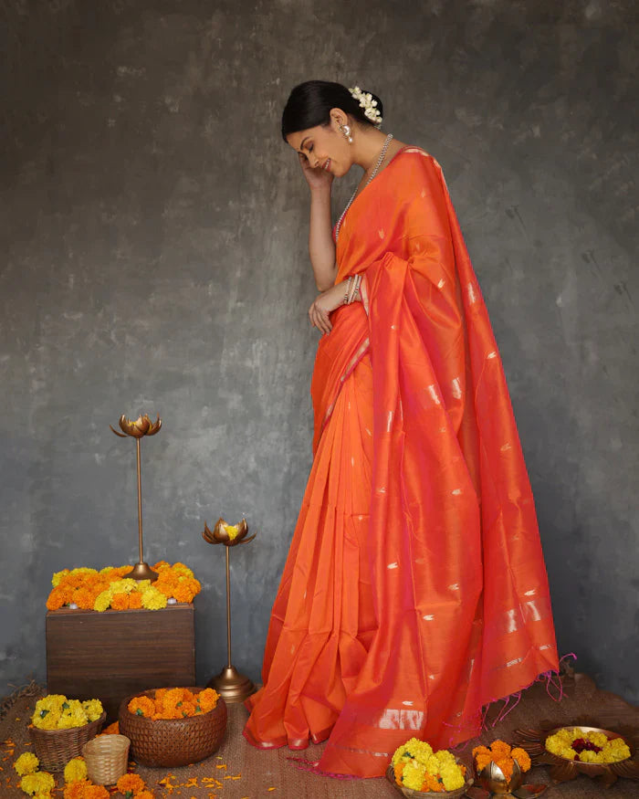 Susurrous Orange Cotton Silk Saree With Enthralling Blouse Piece