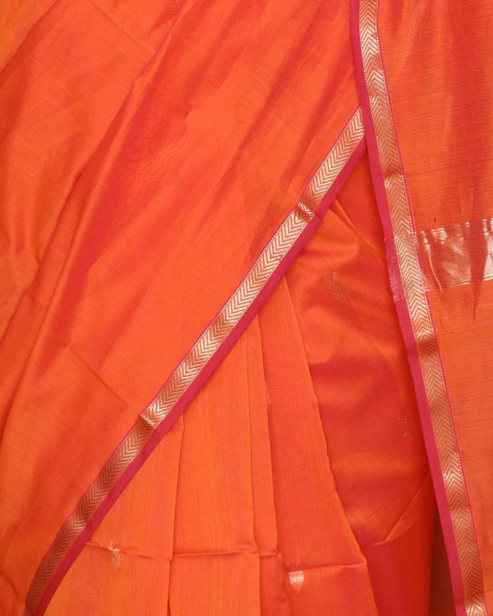 Susurrous Orange Cotton Silk Saree With Enthralling Blouse Piece