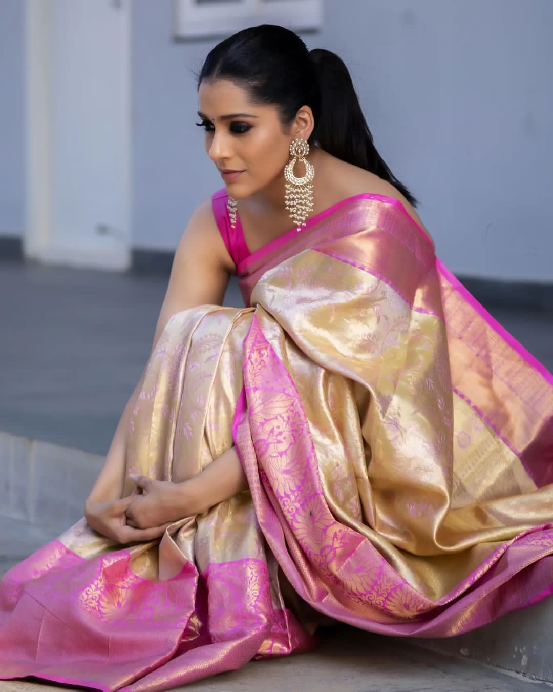 Snappy Beige Soft Silk Saree With Staggering Blouse Piece