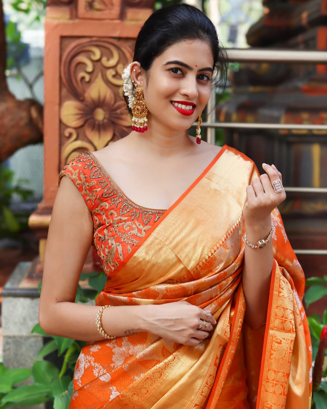 Felicitous Orange Soft Banarasi Silk Saree With Enchanting Blouse Piece