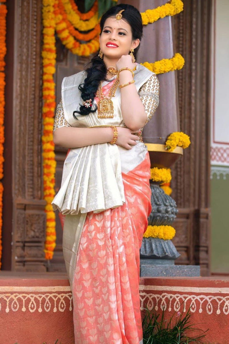 Resplendent Peach Soft Silk Saree With Splendorous Blouse Piece