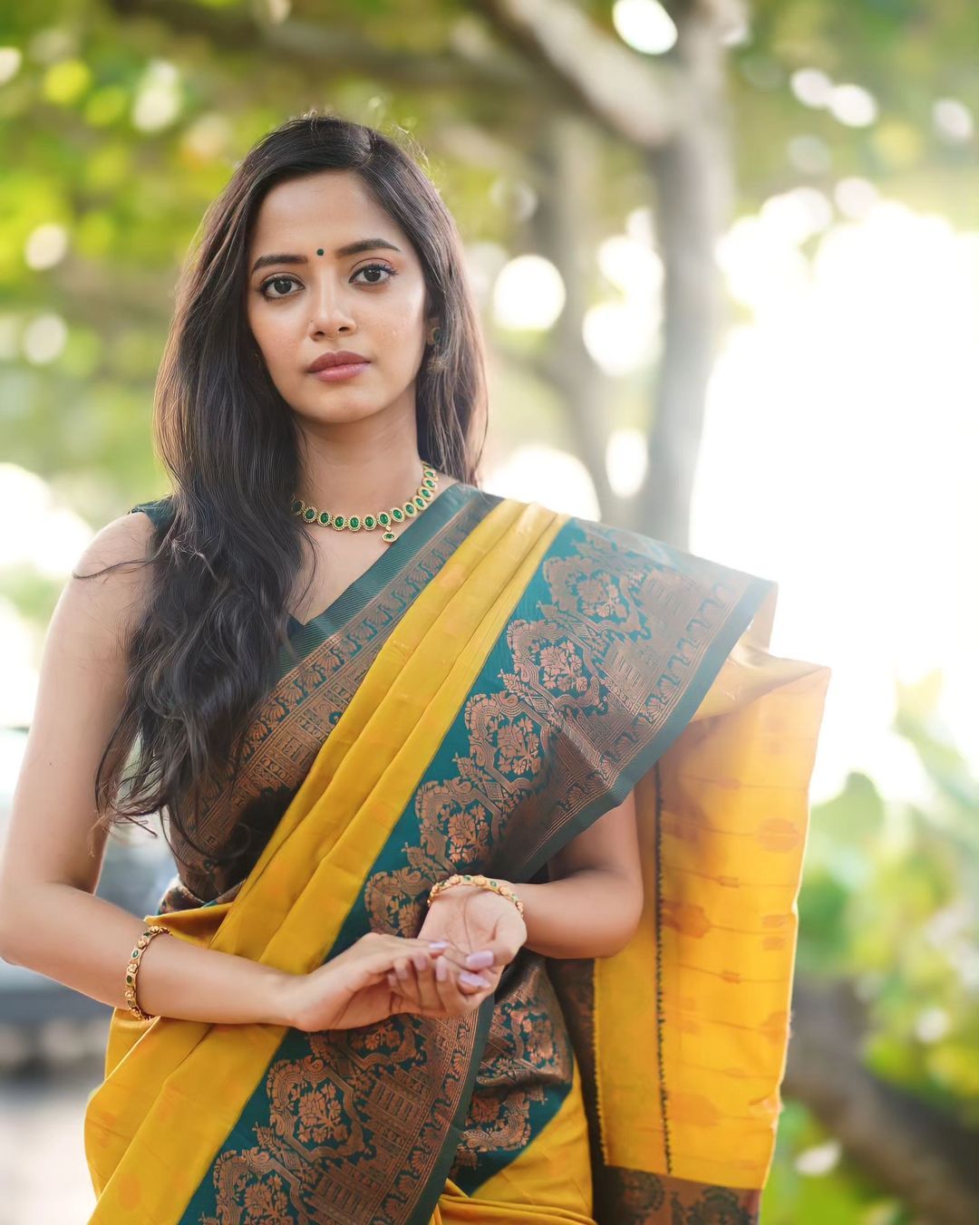 Smashing Yellow Soft Silk Saree With Enthralling Blouse Piece