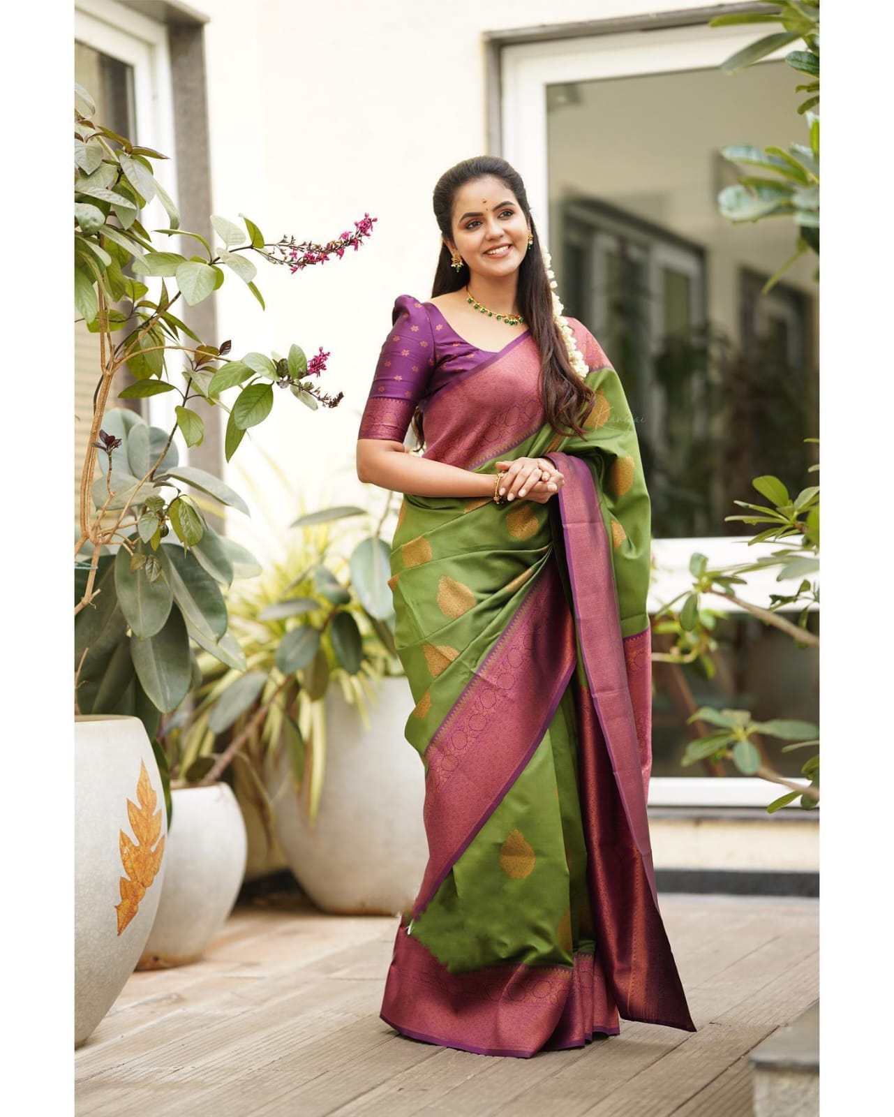 Scintilla Green Soft Silk Saree With Petrichor Blouse Piece