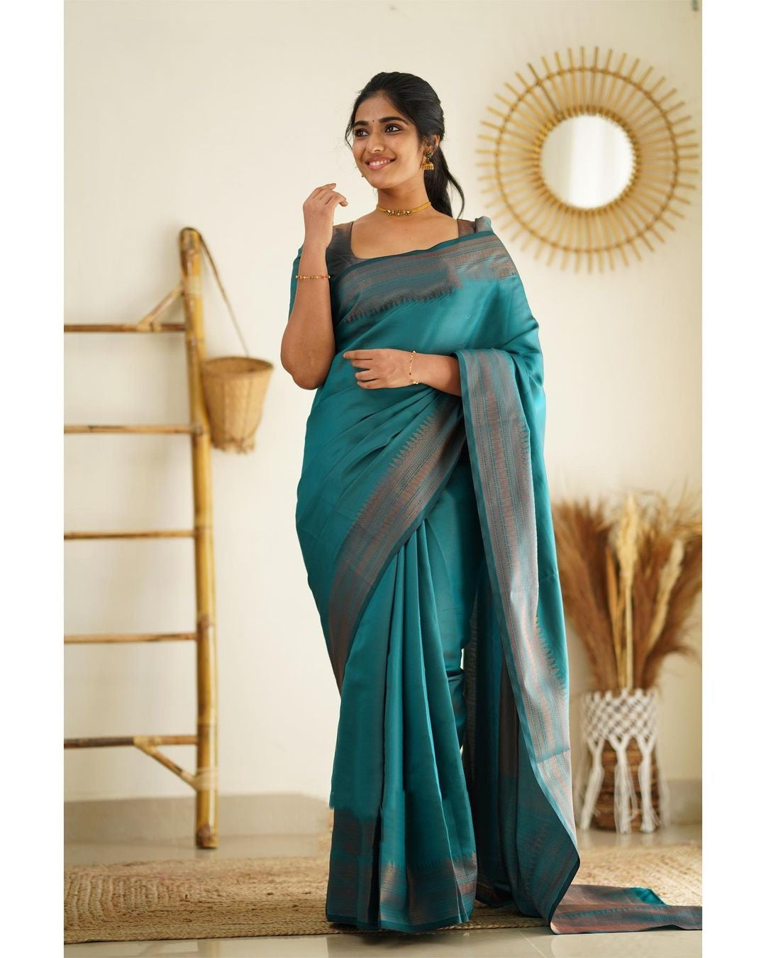 Woebegone Rama Soft Silk Saree With Fragrant Blouse Piece