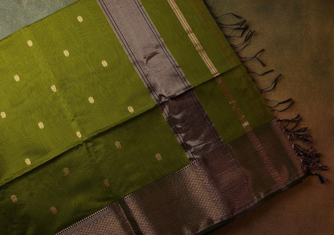 Seraglio Green Cotton Silk Saree With Magnificat Blouse Piece